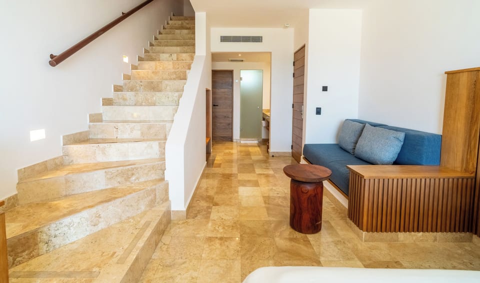Junior Suite Penthouse Ocean Front Rooftop terrace | Minibar (free items), in-room safe, iron/ironing board, WiFi (free)
