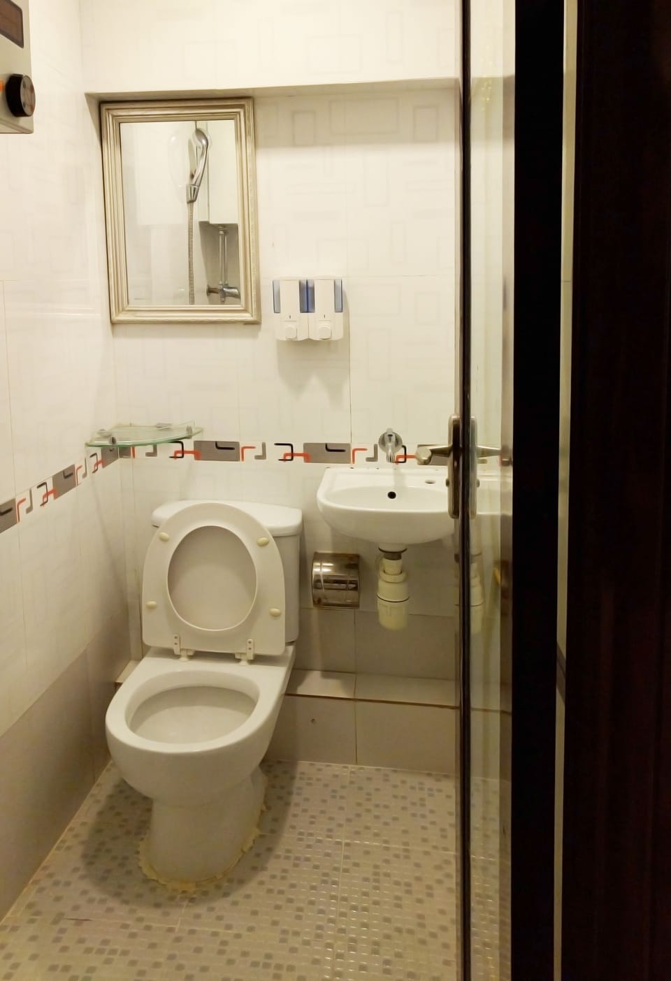 Days Hotel HK - Hostel Hostel in China