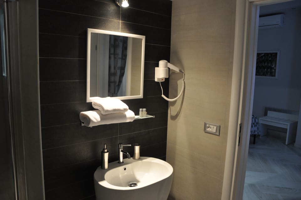 Minibar, in-room safe, desk, soundproofing