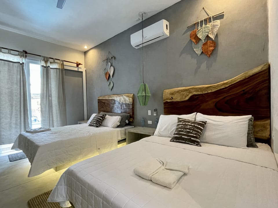 WiFi (free), bed sheets