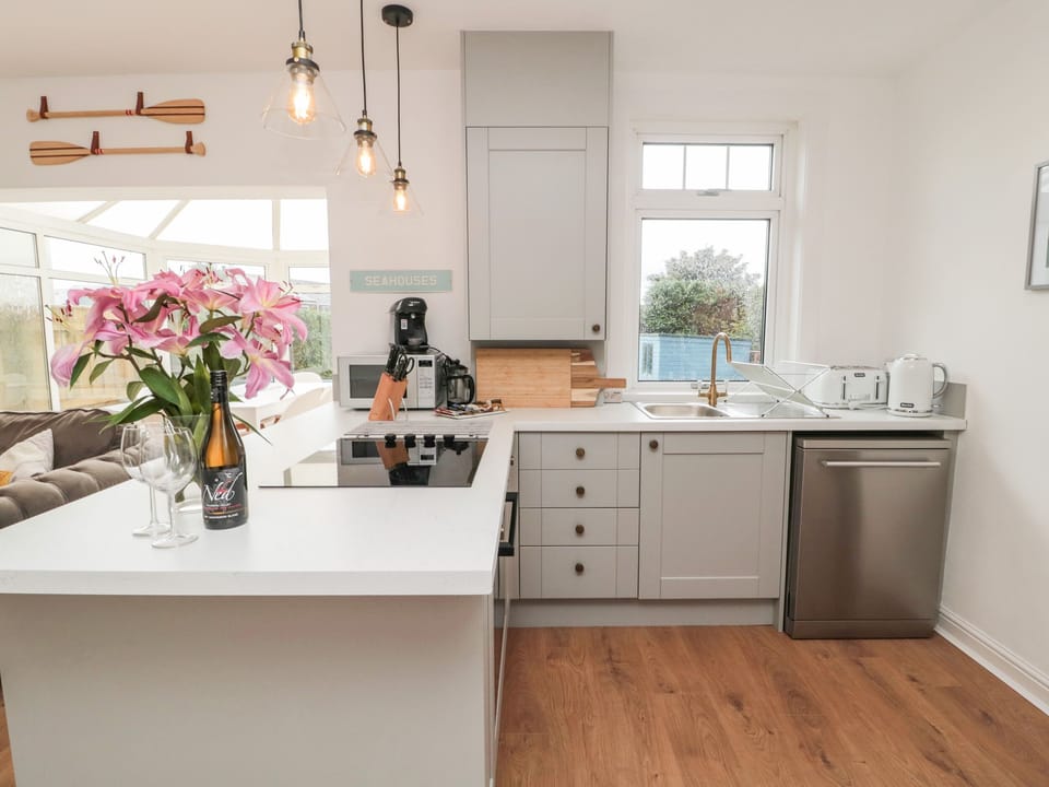 Fridge, dishwasher, electric kettle, toaster