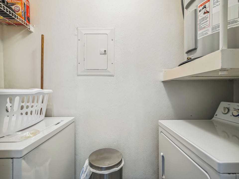 Condo (1 Bedroom) | Property amenity
