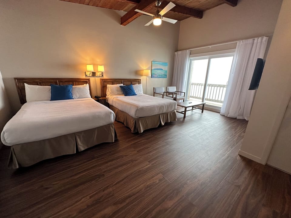 Comfort Room | Iron/ironing board, free WiFi, bed sheets