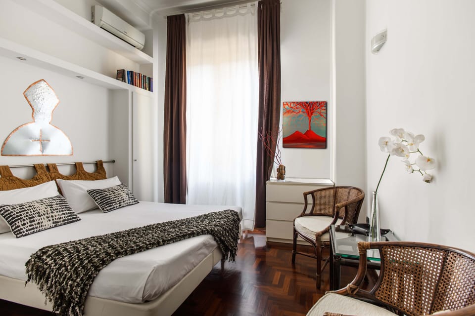 Double or Twin Room | Premium bedding, down comforters, desk, blackout drapes