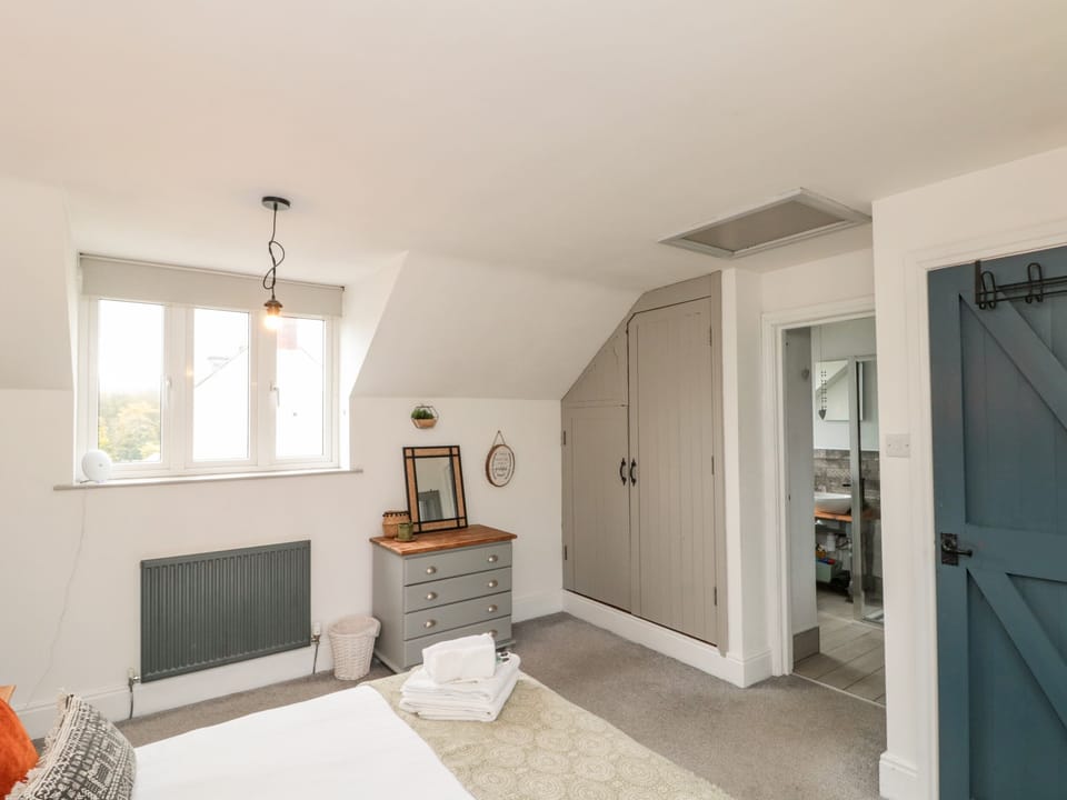 Cottage | Interior