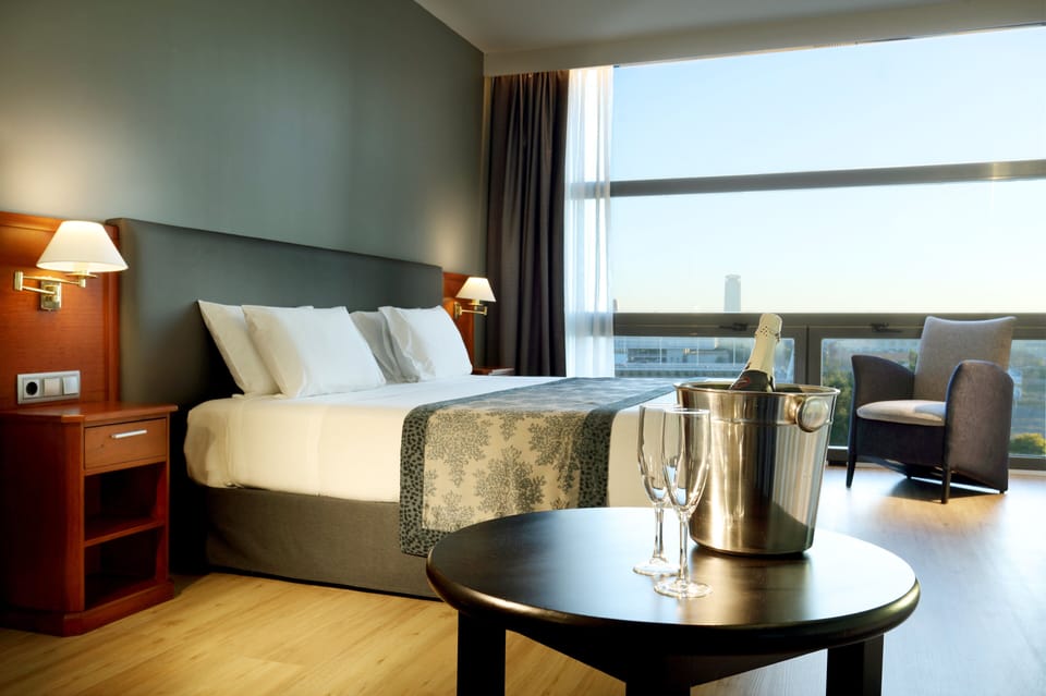 Minibar, in-room safe, desk, blackout drapes