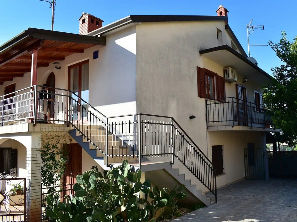 Apartment (Three Bedroom Apartment with Terrace) | Exterior