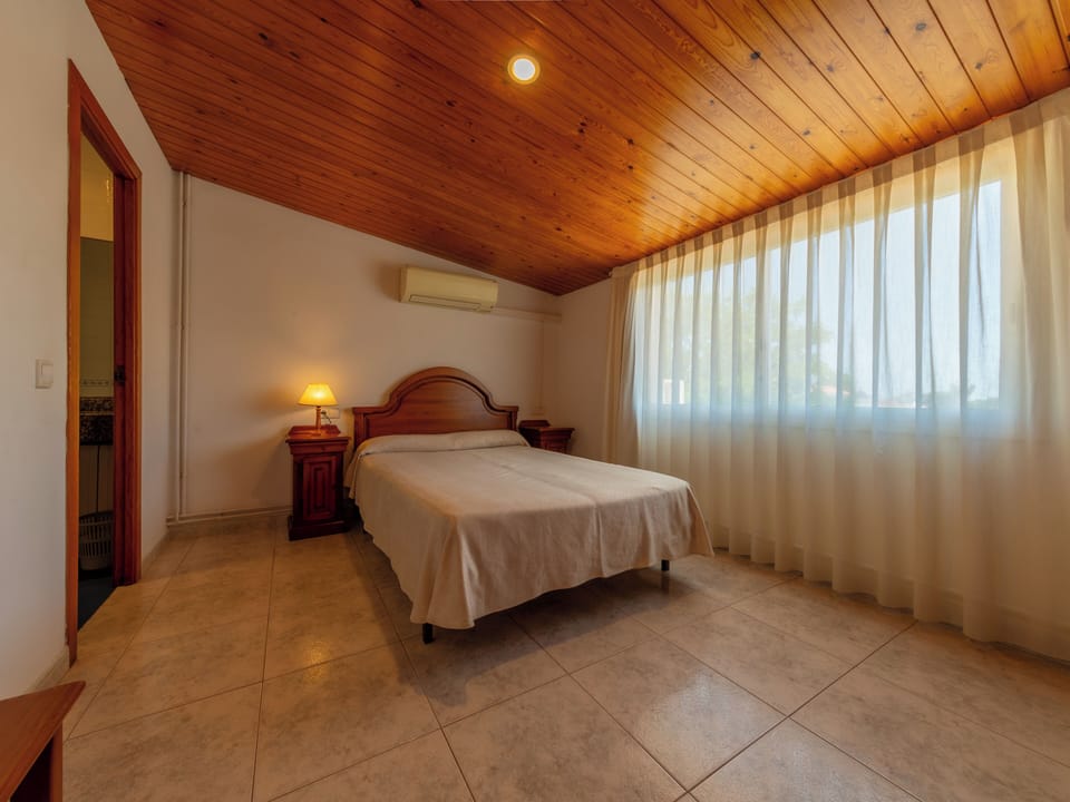 SUNWAY TARA Hotel in Sitges