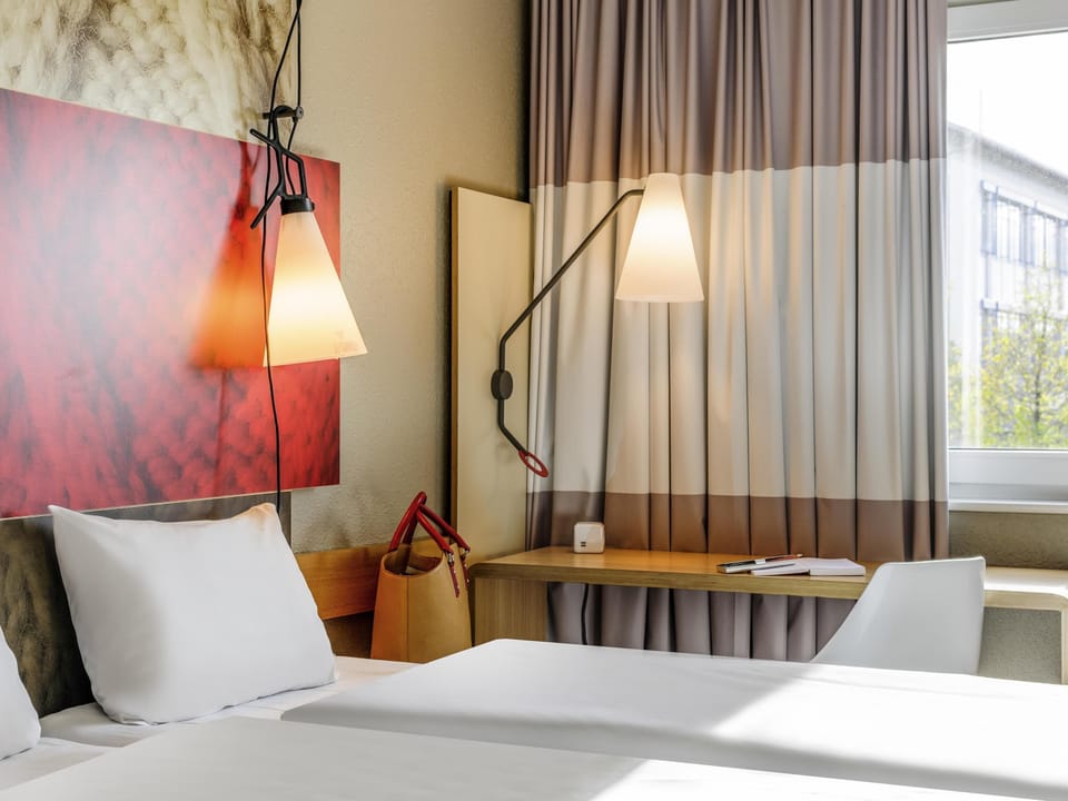 Twin Room, 2 Twin Beds | Desk, blackout drapes, soundproofing, iron/ironing board