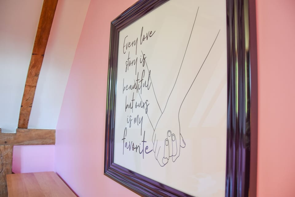 5 bedrooms, individually decorated, individually furnished, free WiFi