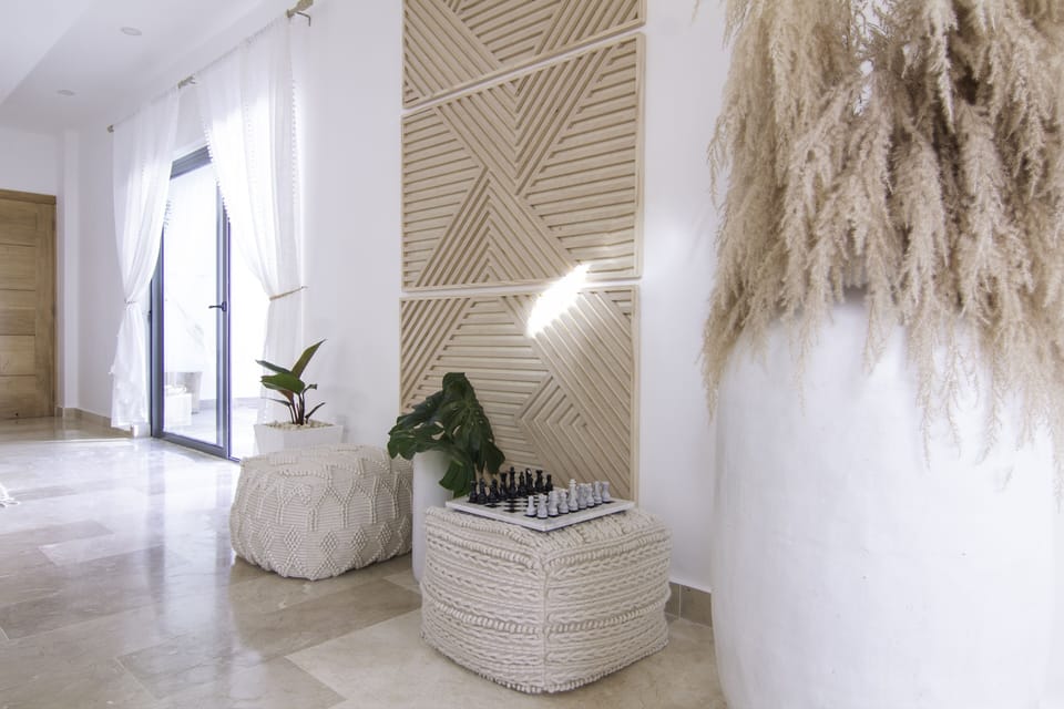 Condo, 3 Bedrooms | Interior