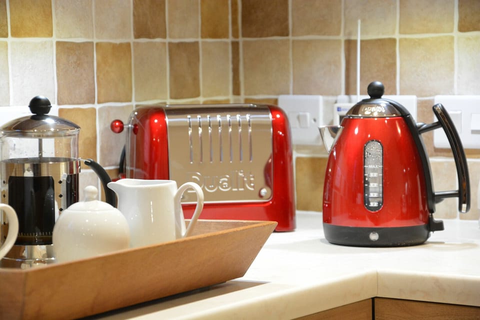 Fridge, dishwasher, cookware/dishes/utensils