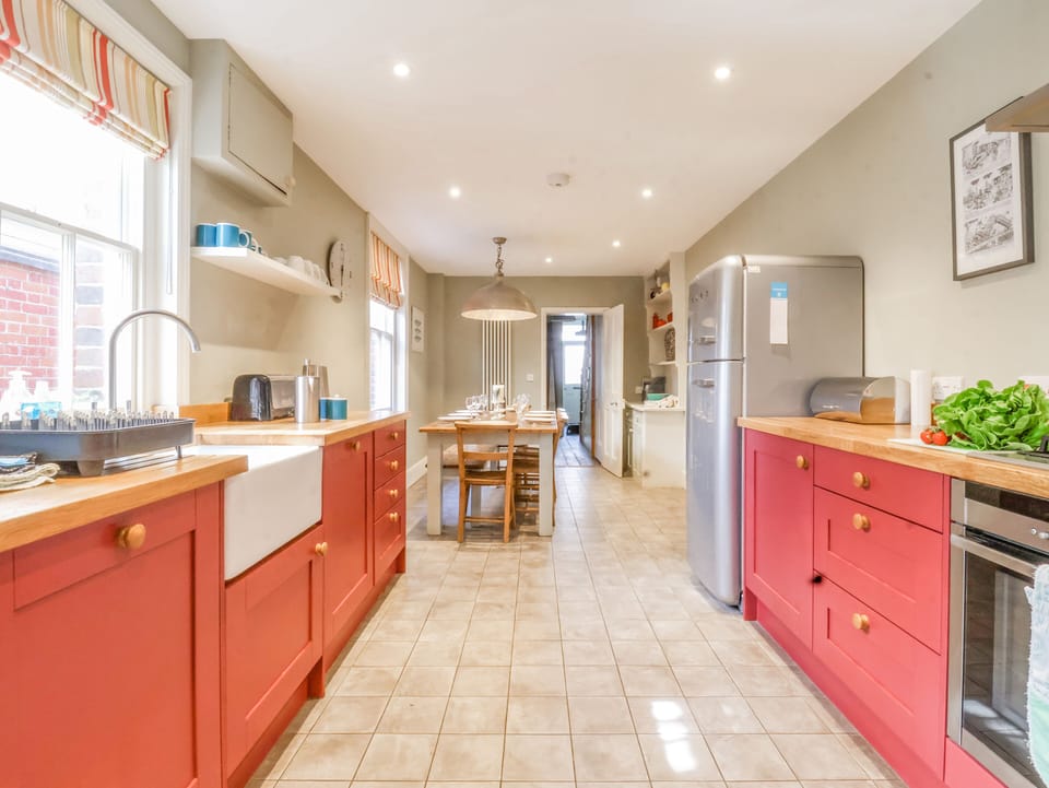 Cottage | Interior