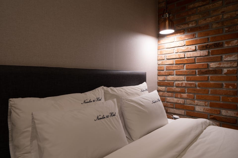 Deluxe Twin Room | Premium bedding, free minibar, desk, blackout drapes