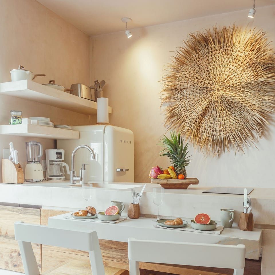 Apartment | Private kitchen | Cookware/dishes/utensils