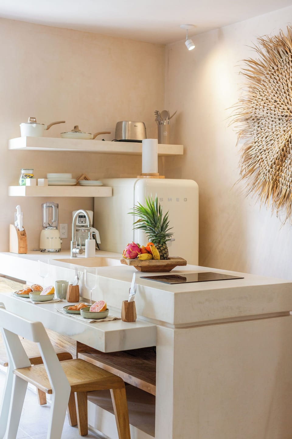 Apartment | Private kitchen | Cookware/dishes/utensils