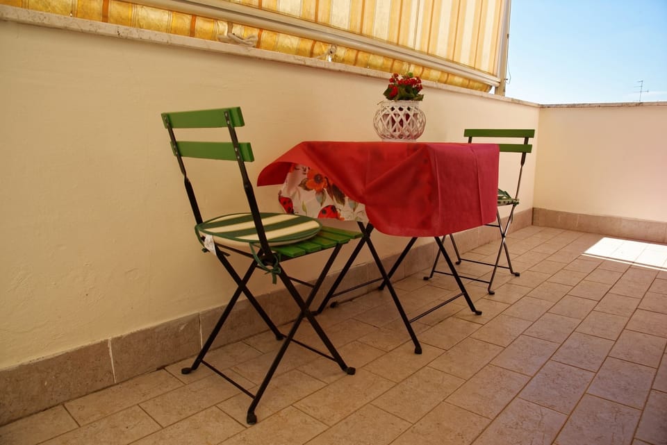 Studio | Balcony