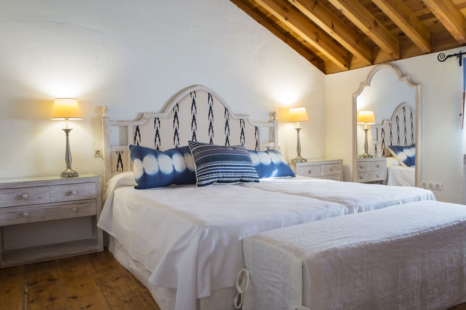 Superior Duplex, Terrace, Pool View | Minibar, individually decorated, individually furnished, desk