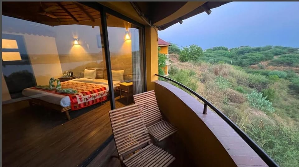 Premium Double Room | Balcony