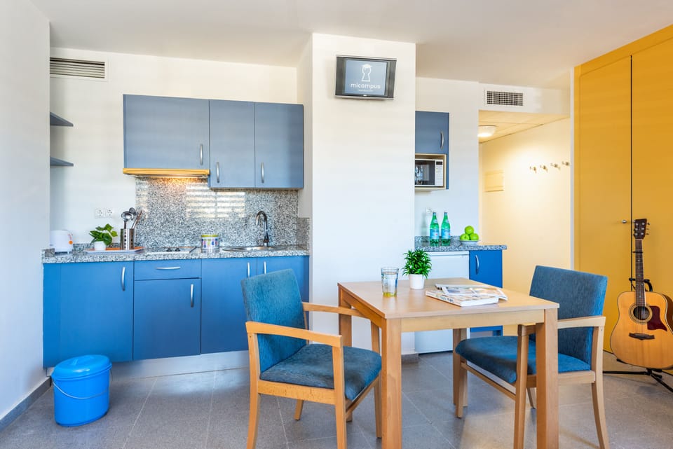 Standard Double Room | Desk, free WiFi
