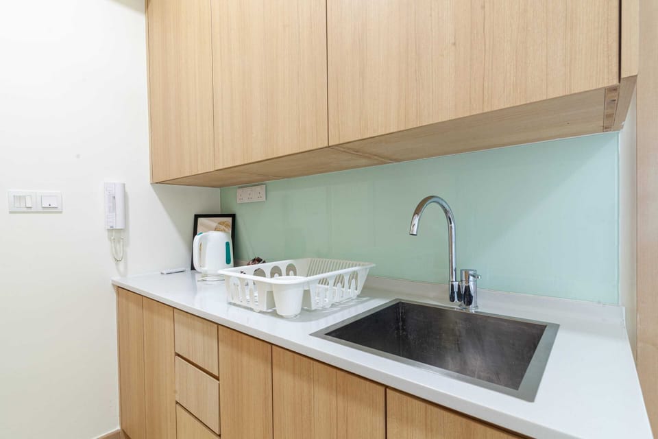 Premium Apartment, 2 Bedrooms | Private kitchen | Electric kettle