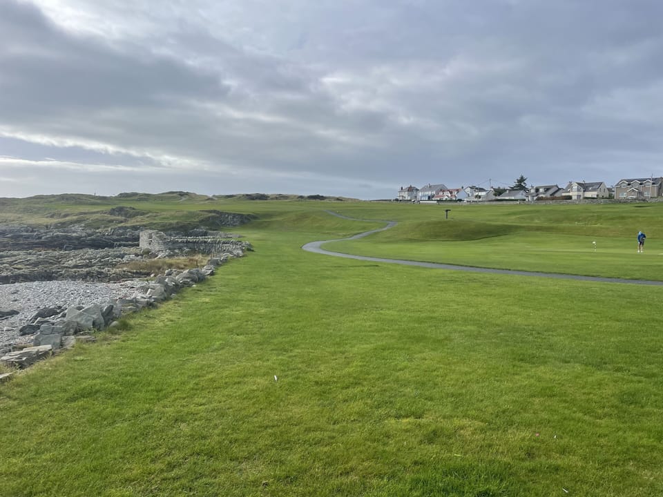 House | Golf