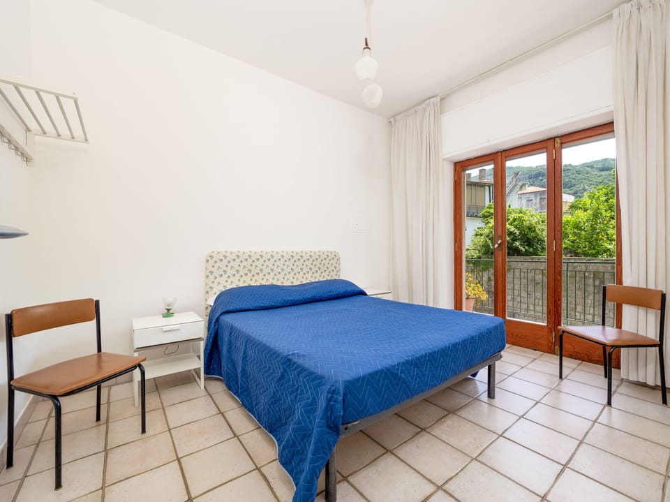 City Apartment | 2 bedrooms, iron/ironing board, free WiFi, bed sheets
