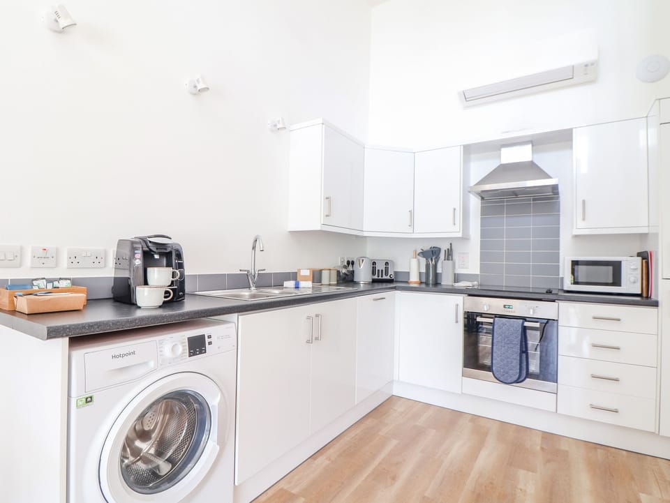 Fridge, dishwasher, electric kettle, toaster