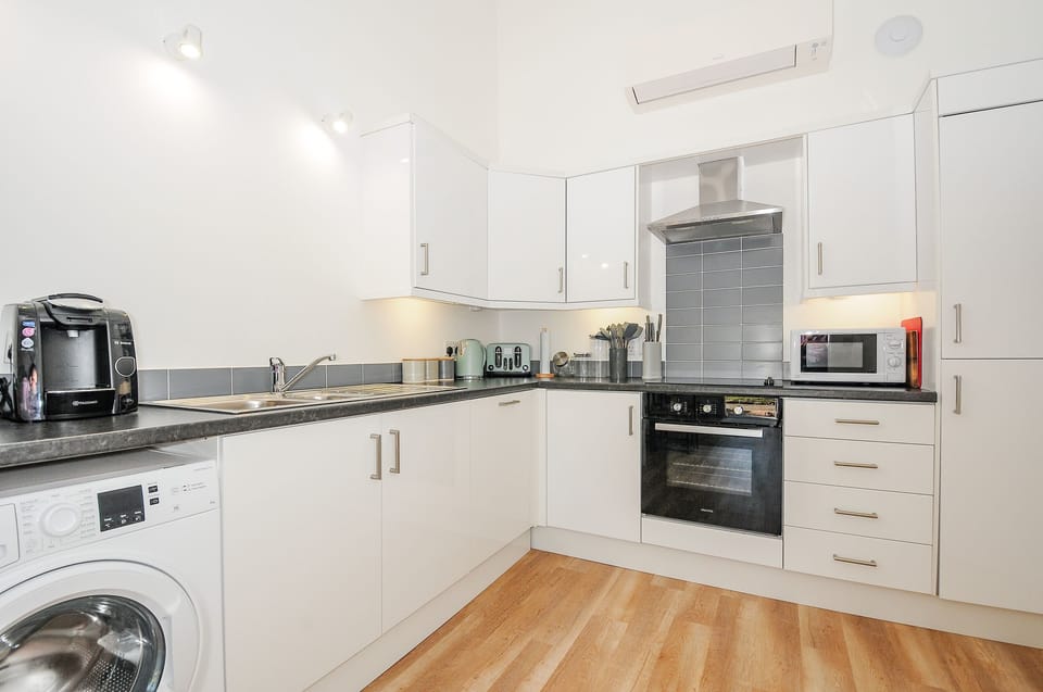 Fridge, dishwasher, electric kettle, toaster