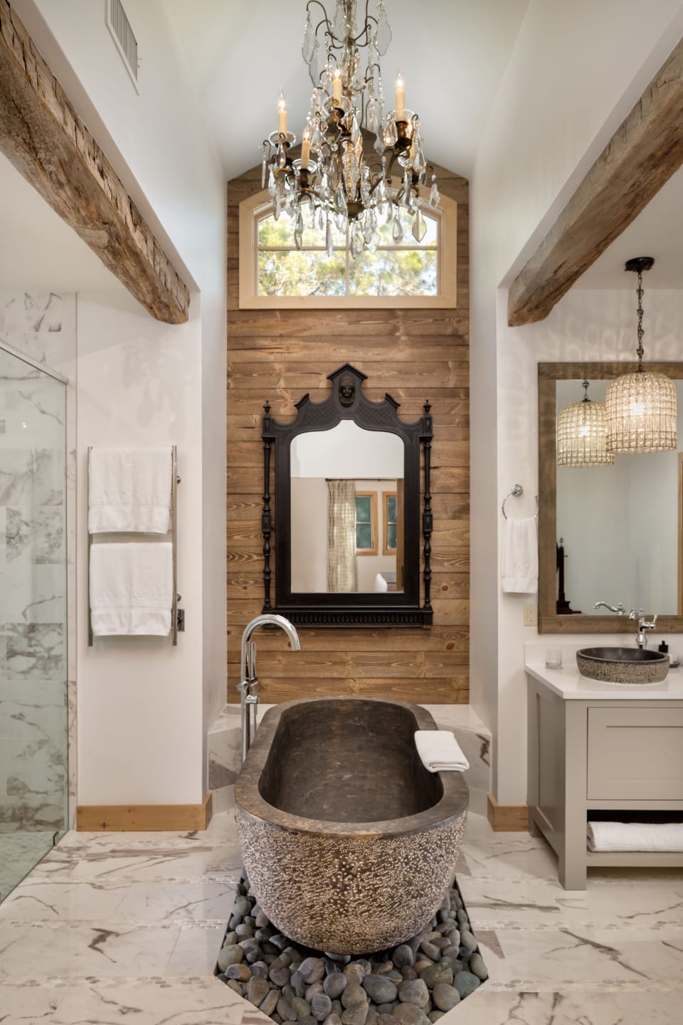 Terrace Suite | Deep soaking bathtub