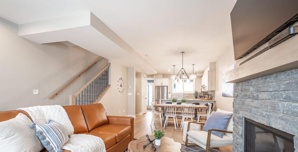 Townhome, 3 Bedrooms, Mountain View, Slope side (3 Bedrooms) | Living area | TV, heated floors