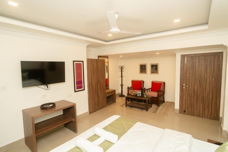 Basic Studio Suite | Premium bedding, WiFi (free), bed sheets