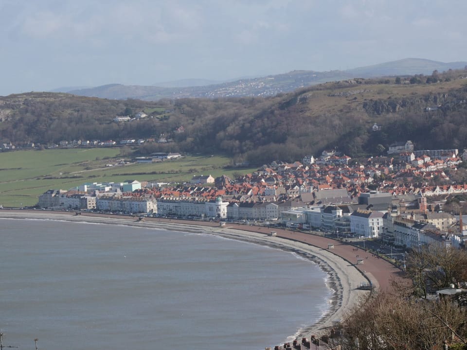 Apartment 2 Cottage in Llandudno