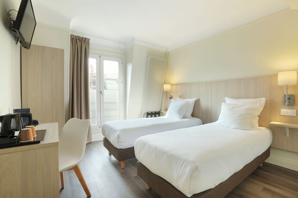 In-room safe, desk, blackout drapes, soundproofing