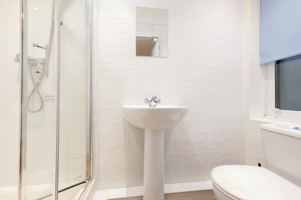 JOIVY Gorgeous Flat Near Edinburgh Castle W/ Parking Apartment in Edinburgh