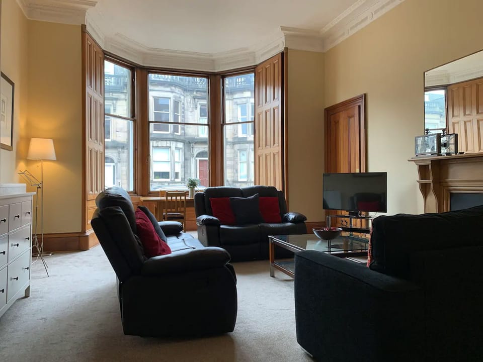 Apartment, 1 Bedroom | Living area | TV