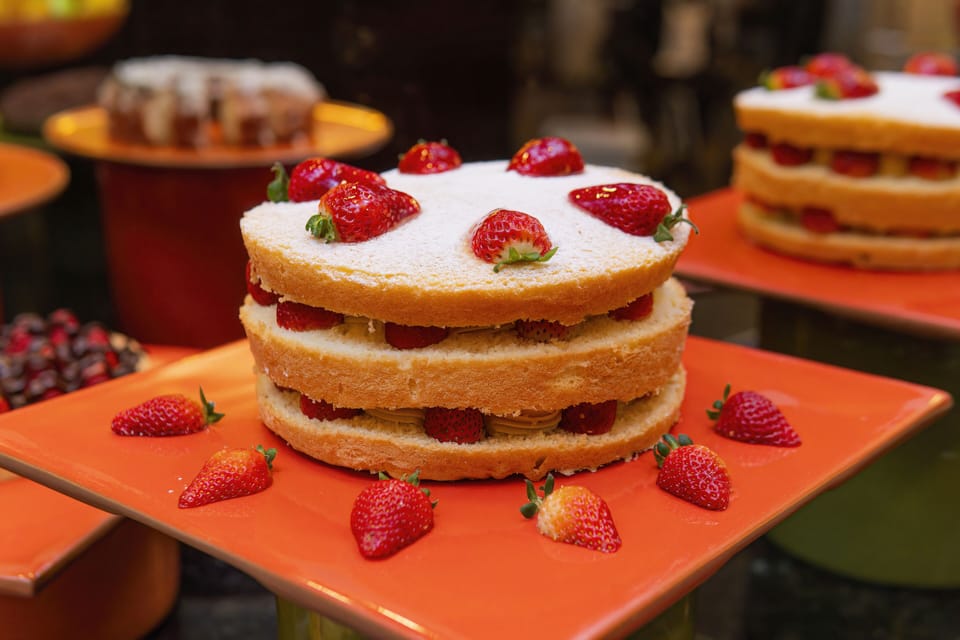 Daily buffet breakfast for a fee