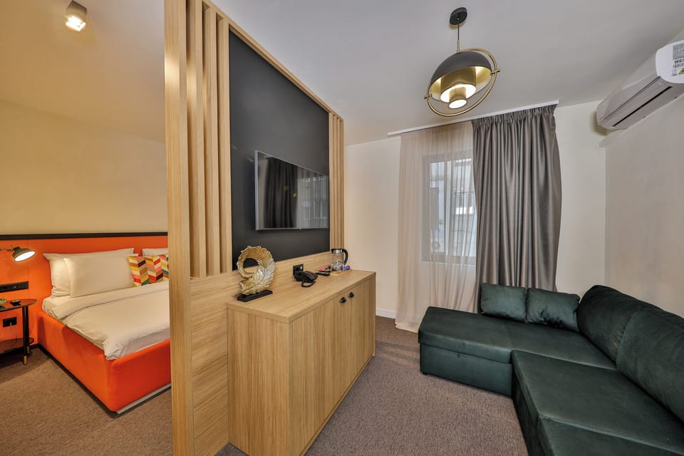 Superior Apartment | Premium bedding, minibar, in-room safe, desk