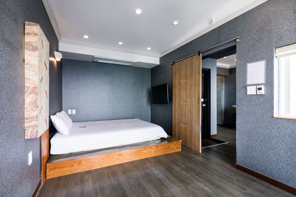 Double Room, Private Pool, Ocean View | 2 bedrooms, premium bedding, memory foam beds, minibar