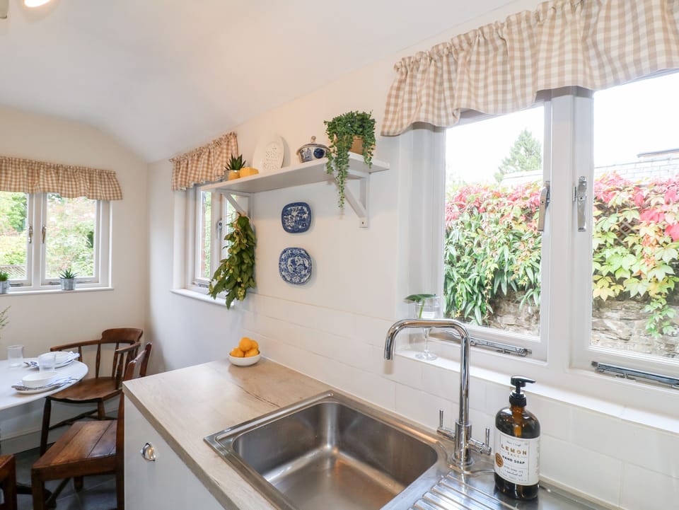 Fridge, dishwasher, electric kettle, toaster