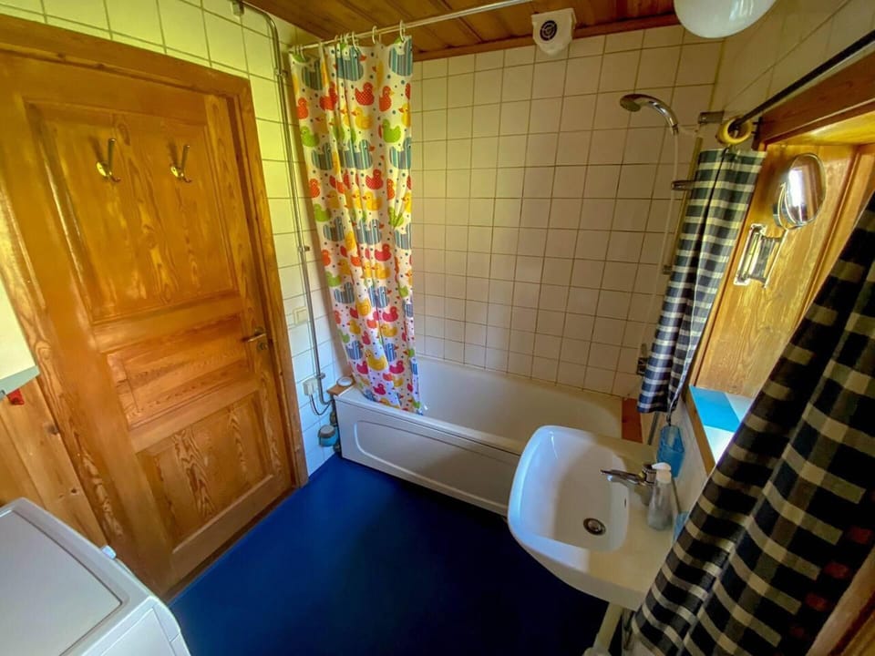 Beautiful 4-5 Persons Cottage in Alvdalen Cottage in Sweden