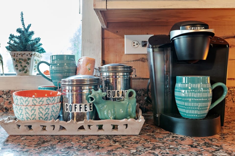 Cabin, 2 Bedrooms | Coffee and/or coffee maker