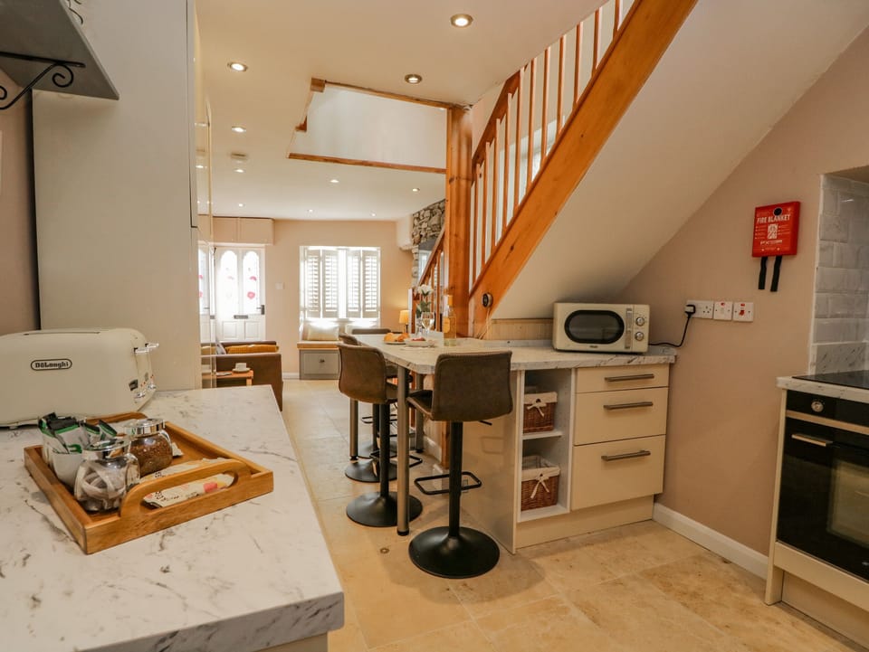 Cottage | Interior