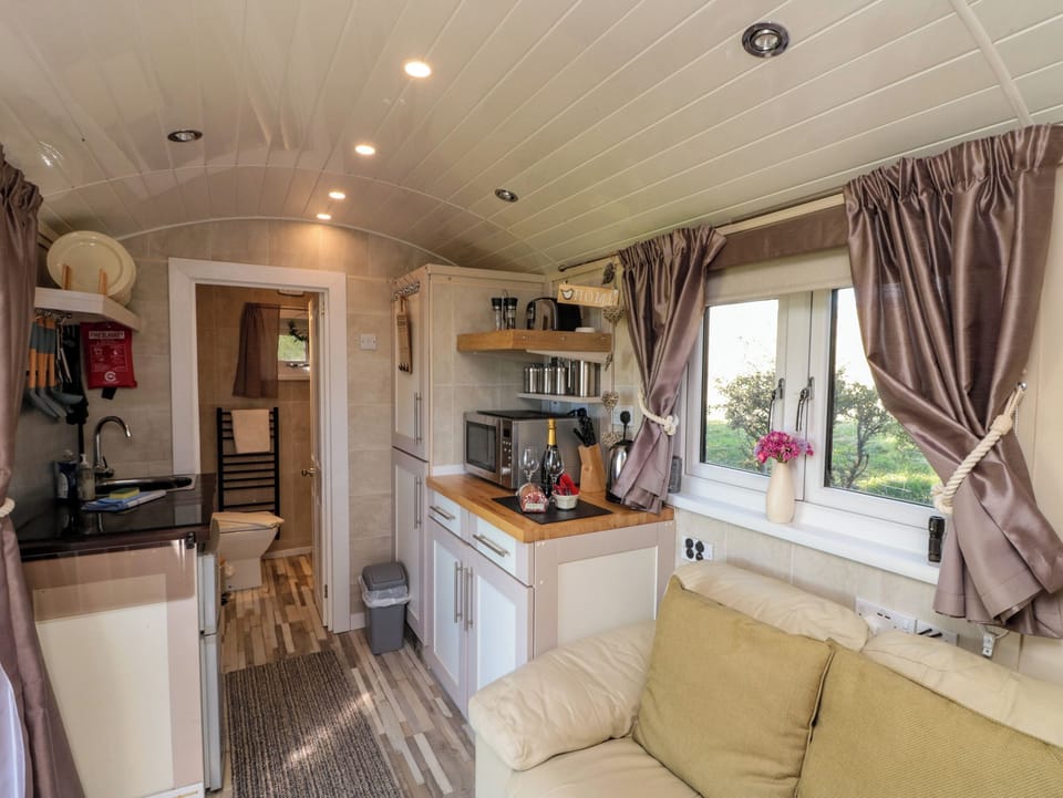 Cottage | Living area