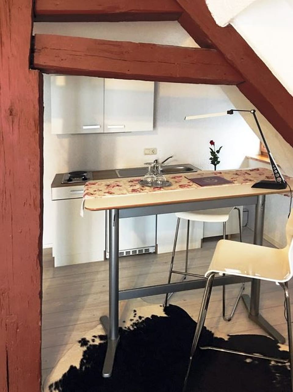 Comfort Apartment | Private kitchenette | Mini-fridge, electric kettle