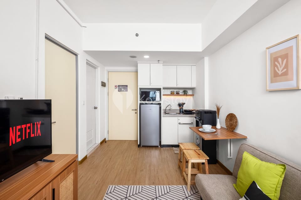 Apartment, 2 Bedrooms | Living area