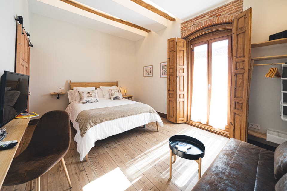 Executive Room, 1 Queen Bed | Frette Italian sheets, premium bedding, down comforters