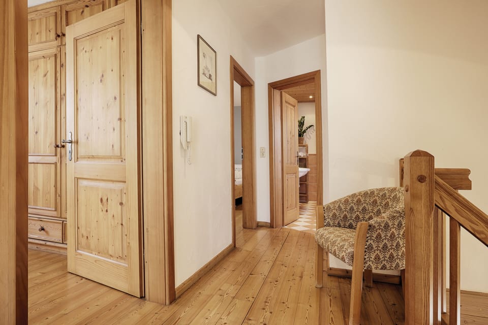 House | 3 bedrooms, iron/ironing board, WiFi (free), bed sheets