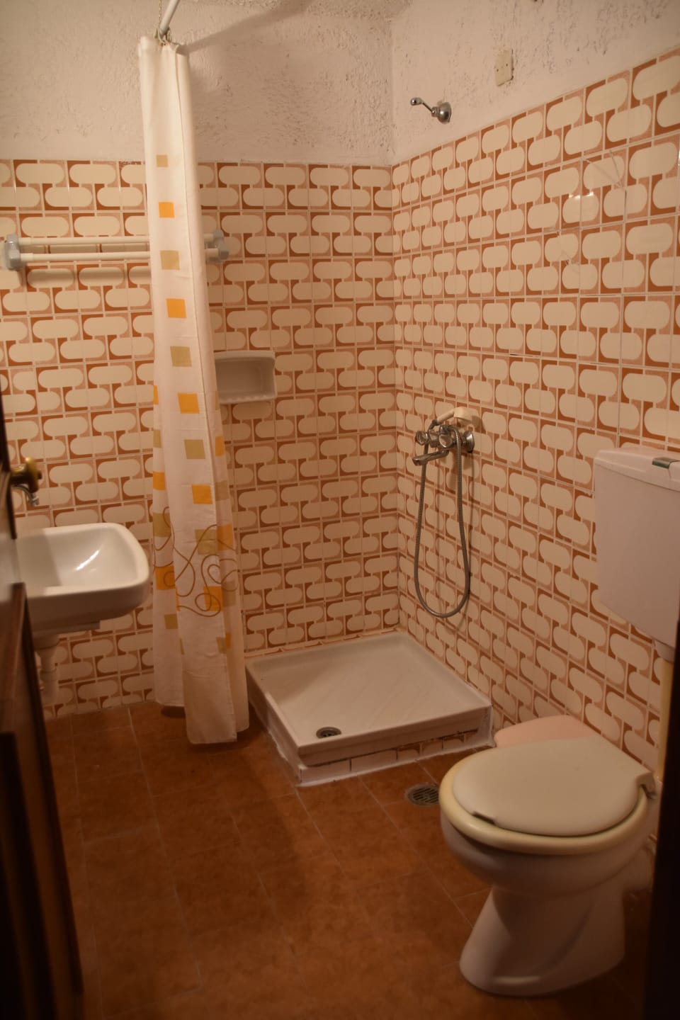 Classic Twin Room, Sea View | Bathroom | Shower, hair dryer, towels, soap