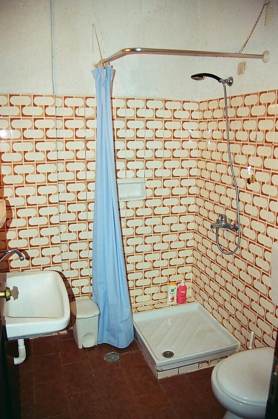 Classic Triple Room, Sea View | Bathroom | Shower, hair dryer, towels, soap